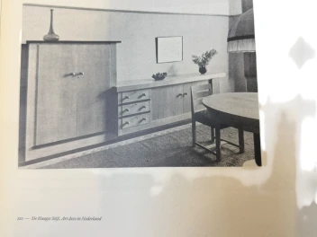 Art Deco Modernist Round Extendable Dining Room Table by Hendrik Wouda, 1931